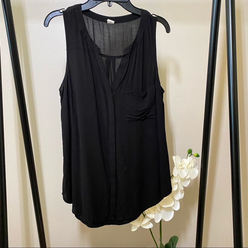 3/$10 - Old Navy - Sleeveless Blouse